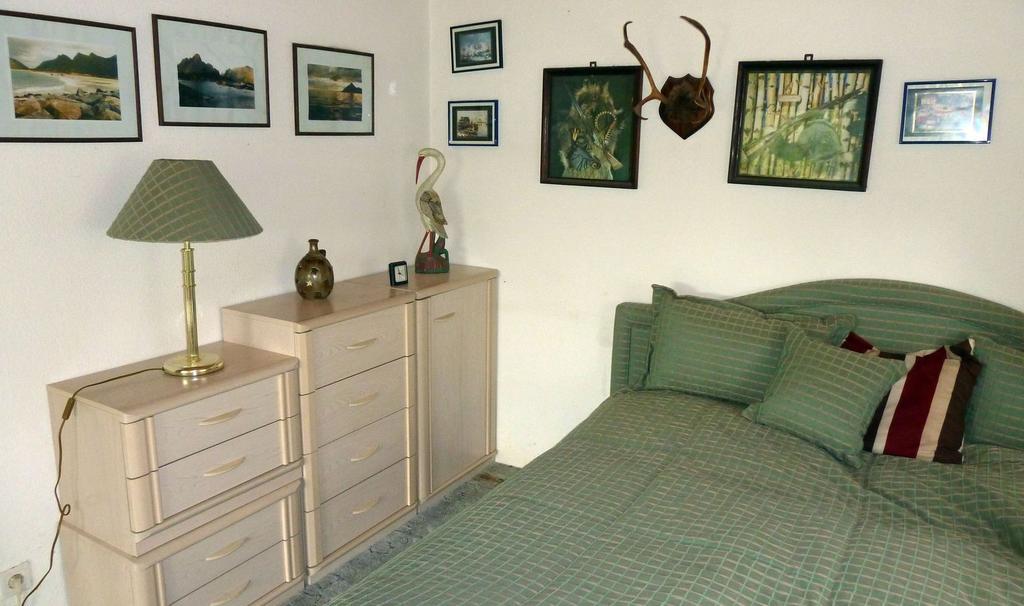 Bungalow Am Kuestrinsee Bei Lychen Luaran gambar